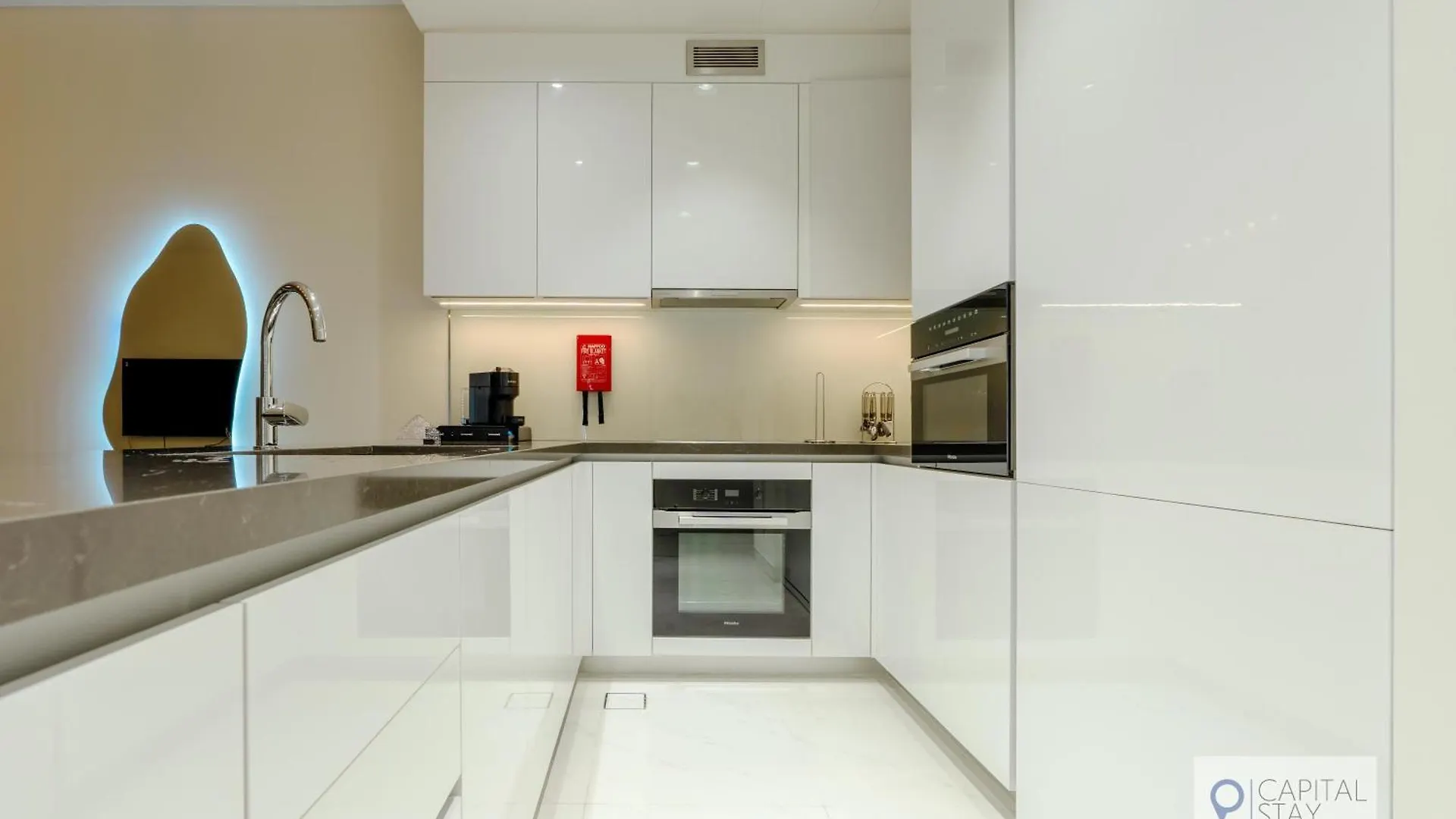 Apartment 2 Bed Apt In District One Dubai - Lagoon Views